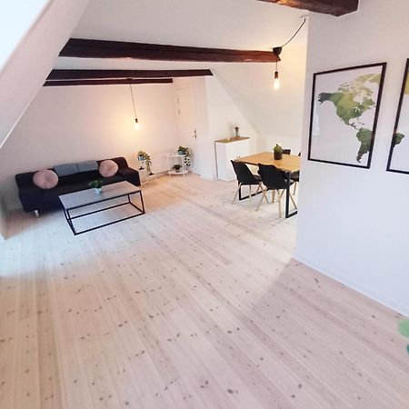 Large Double Room In The Center Of City راندرس المظهر الخارجي الصورة