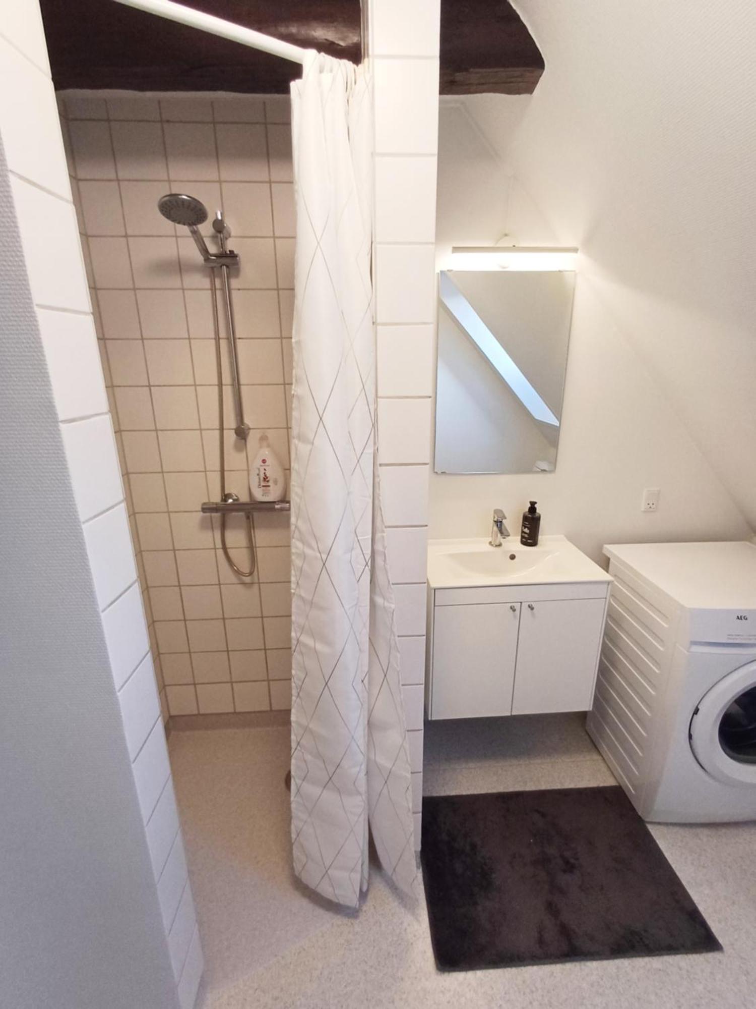 Large Double Room In The Center Of City راندرس المظهر الخارجي الصورة
